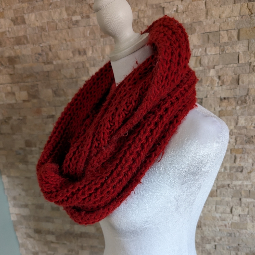 Red Cozy Knit Infinity Scarf Aughts Twee Academia Cabin Core image 2